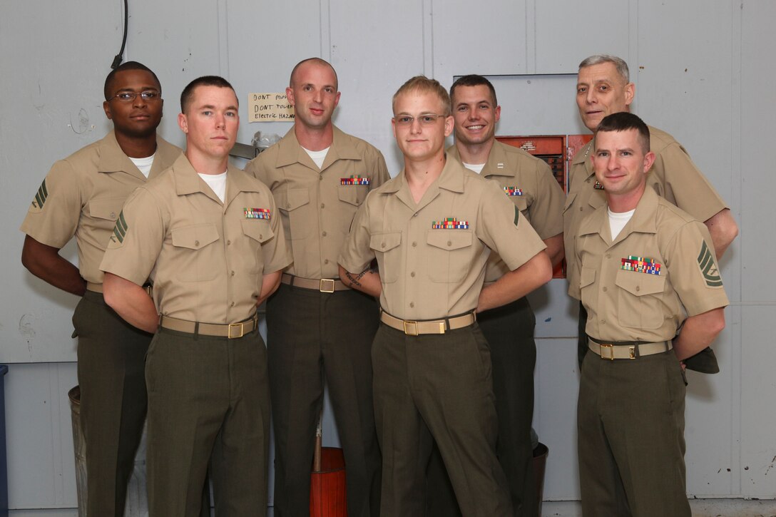 The Assistant Commandant of the Marine Corps, Gen. John M. Paxton, Jr., visits with Marines and Sailors from Third Marines Division, U.S. Marine Corps base Hawaii, March 8, 2013. The trip is part of a larger West Pacific trip. (U.S. Marine Corps photo by Cpl. Tia Dufour/Released)