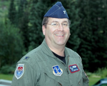 Col. (Dr.) Randall Falk is set to step aside as the National Guard Bureau's air surgeon on Sept. 1 after a tenure that saw the Air National Guard Medical Service transformed. He's seen here Aug. 1 at Readiness Frontiers 2006 at the Snowbird Ski & Summer Resort in Utah.