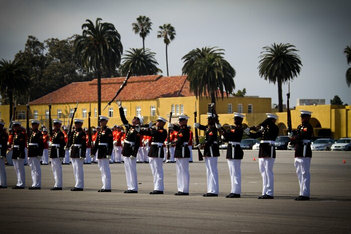 Marines with the Silent Drill Platoon, 8th and I Battle Color Detachment, perform precision drill during a Battle Colors Ceremony aboard Marine Corps Recruit Depot San Diego, March 16. The unit consists of the Commandant's Own, the Silent Drill Platoon and the Color Guard. The unit performs annually for spectators across the nation.