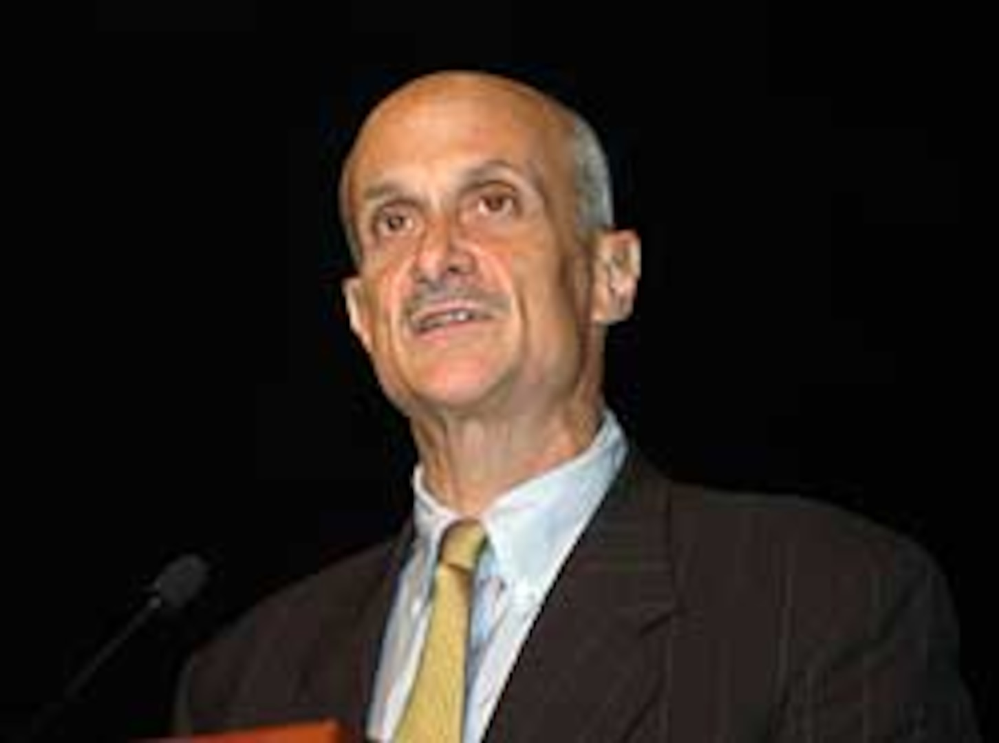 Michael Chertoff, secretary of the Department of Homeland Security, praised the National Guard for supporting the southwest border mission during the 128th General Conference of the National Guard Association of the United States in Albuquerque, N.M., on Sept. 18. (Photo by Sgt. Jim Greenhill, National Guard Bureau).