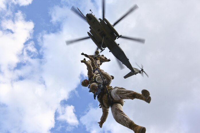 Marines of Marine Heavy Helicopter Squadron 464 assisted Marines of 2nd Reconnaissance Battalion conduct special purpose insertion and extraction training aboard Marine Corps Base Camp Lejeune, March 13. 