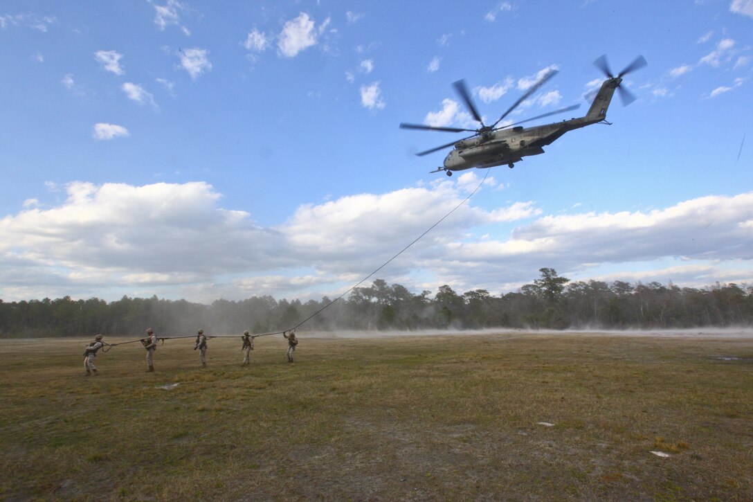 Marines of Marine Heavy Helicopter Squadron 464 assisted Marines of 2nd Reconnaissance Battalion conduct special purpose insertion and extraction training aboard Marine Corps Base Camp Lejeune, March 13. 