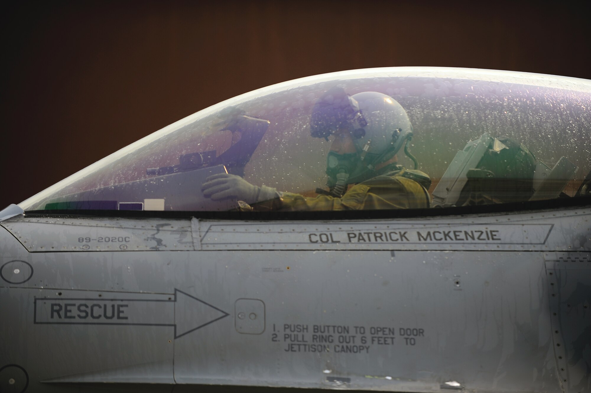 Col. Patrick McKenzie, 51st Fighter Wing commander, taxis in his F-16 Fighting Falcon after reaching 3,000 flying hours at Osan Air Base, Republic of Korea, March 28, 2013. Only a little more than 200 F-16 pilots worldwide are documented as sharing this 3,000-hour achievement. (U.S. Air Force photo/Staff Sgt. Sara Csurilla) 