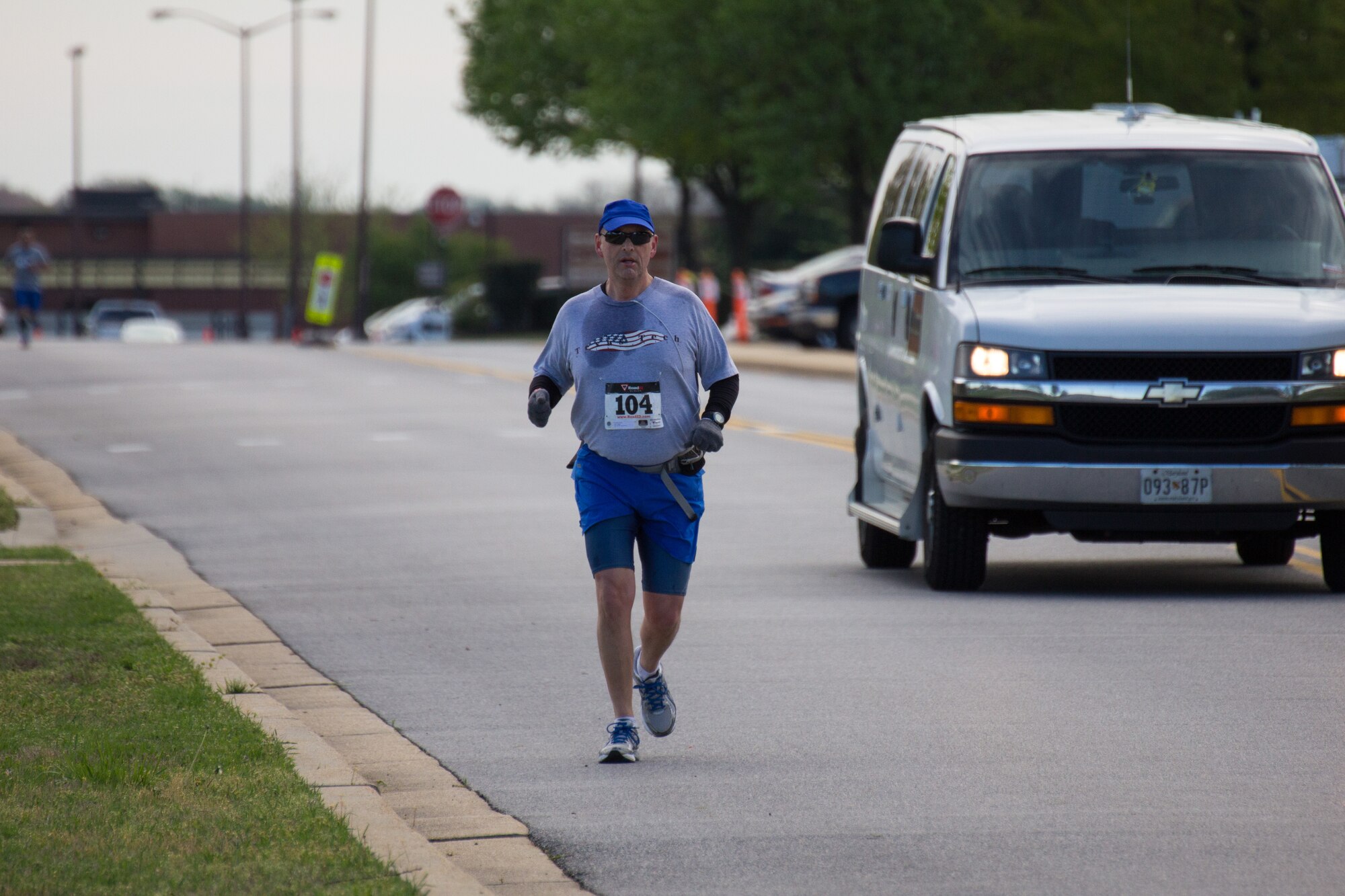 Chief Master Sgt. Albert Islas participates in the first-ever Joint Base
Andrews Half Marathon (A.F. photo by Master Sgt. Tara Islas)
