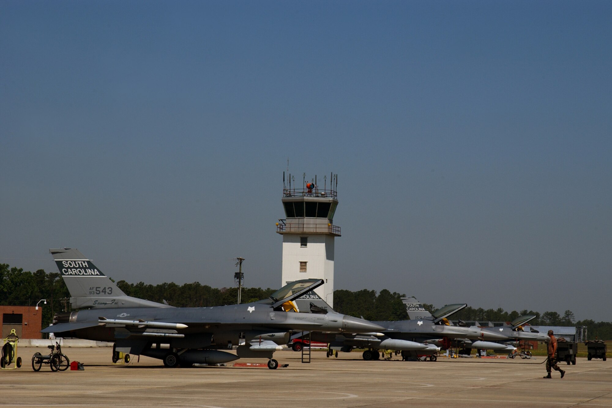 F-16 Fighter ramp operations are conducted at McEntire Joint Natioanl Guard Base, South Carolina Air National Guard, May 4, 2007.  (U.S. Air National Guard photo by Senior Master Sgt. Edward/Released)