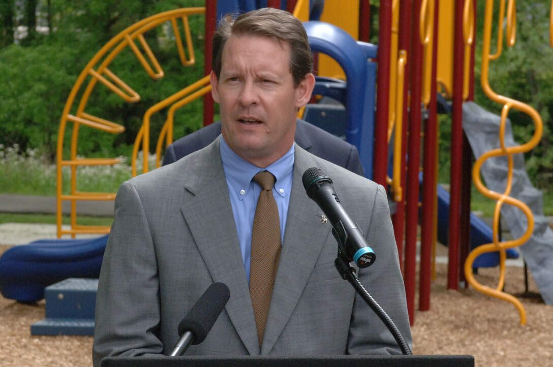 Scott Potter, director of Metro Water Services, speaks about the May 2010 flood during opening comments of a ceremony at England Park where officials unveiled a high water mark sign showing where waters rose during the historic flood.  The event held May 2, 2013 highlighted the "Know Your Line" Be Flood Aware" Initiative designed to draw attention to Nashville's flood risk. The U.S. Army Corps of Engineers Nashville District participated in the ceremony.