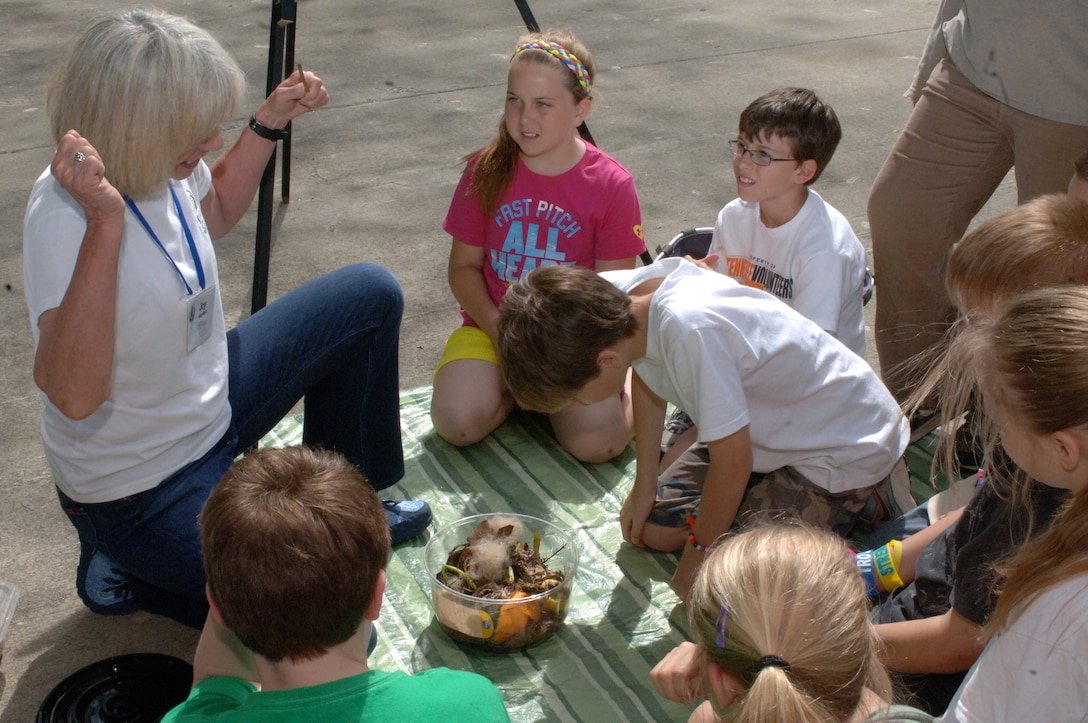 Joy Mayfield, Sierra Club Middle Tennessee Group, teaches West Cheatham Elementary School students about compost on Environmental Awareness Day May 3, 2013 at Cheatham Lake in Ashland City, Tenn. The event was organized and sponsored by the U.S. Army Corps of Engineers Nashville District.