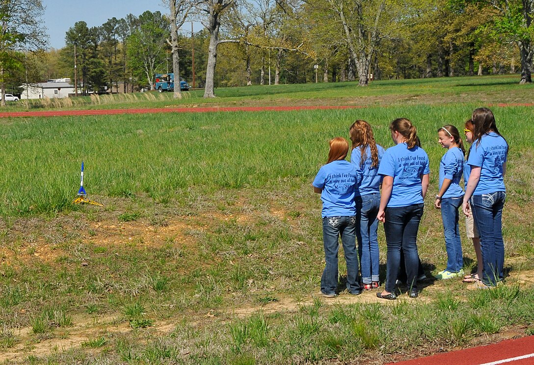 TARC team members stand back after setting up a rocket for launch during their recent visit to AEDC. (Photo by Jacqueline Cowan)