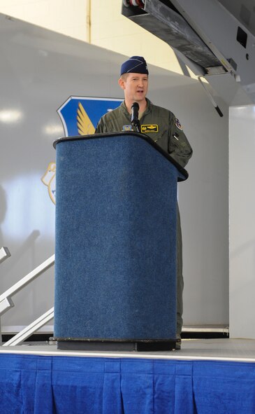 U.S. Air Force Col. Derek Oaks, 23d Fighter Group commander, gives a speech about returning to Moody and taking the 23d FG commander position during a change of command ceremony at Moody Air Force Base, Ga., May 3, 2013. Oaks’ previous assignment was at Nellis Air Force Base, Nev., where he served as the 57th Operations Group deputy commander. (U.S. Air Force photo by Airman Alexis Grotz/Released) 
