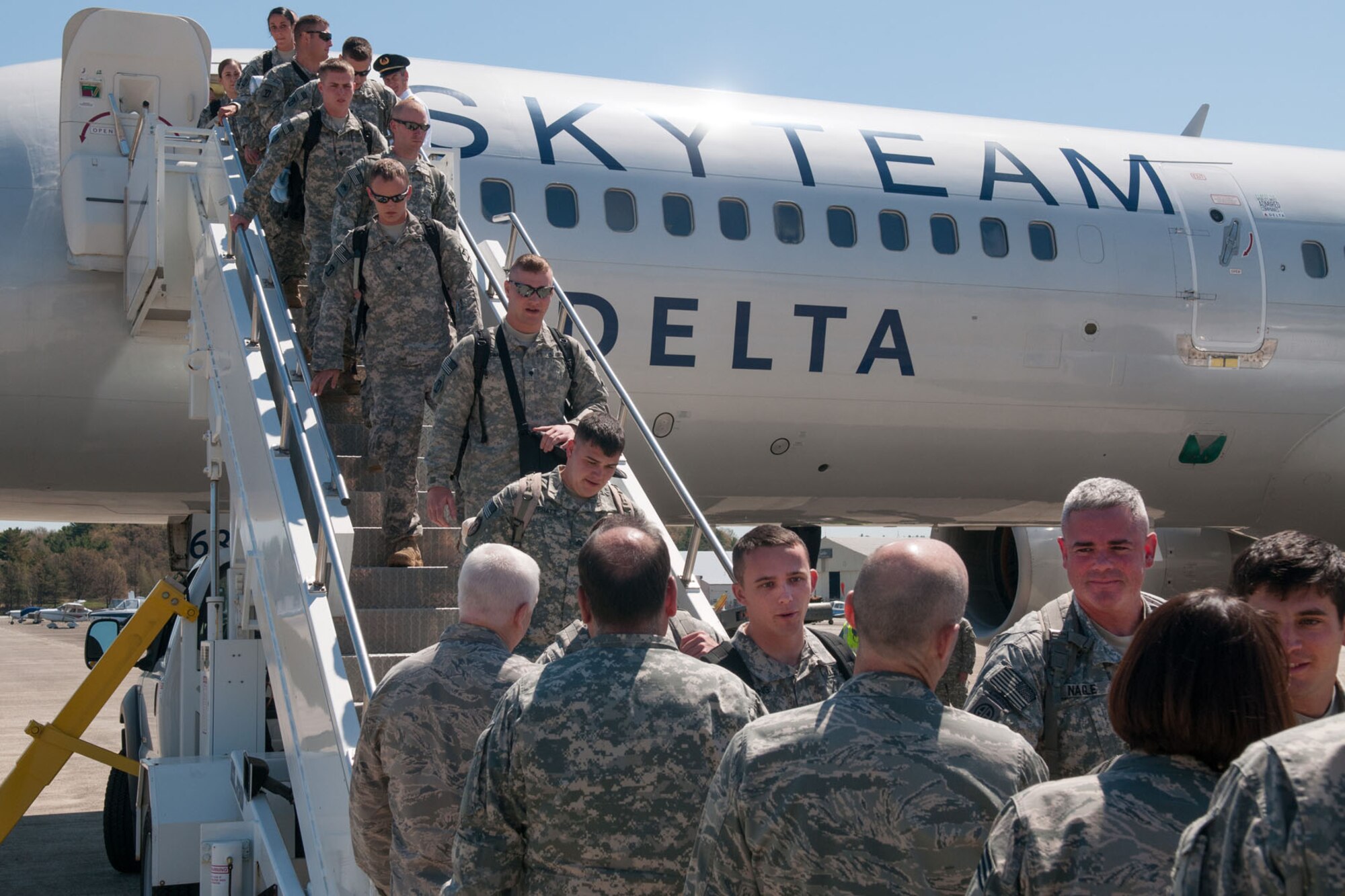 HANSCOM AIR FORCE BASE, Mass. – More than 100 soldiers from the 972nd Military Police Company, Massachusetts National Guard, arrive home May 2 after a nine month mobilization to Qatar in support of Operation Enduring Freedom. The soldiers were greeted by several Hanscom and Massachusetts National Guard senior leaders. The 972nd performed force protection missions during their third overseas deployment since 9/11. (U.S. Air Force photo by Rick Berry)