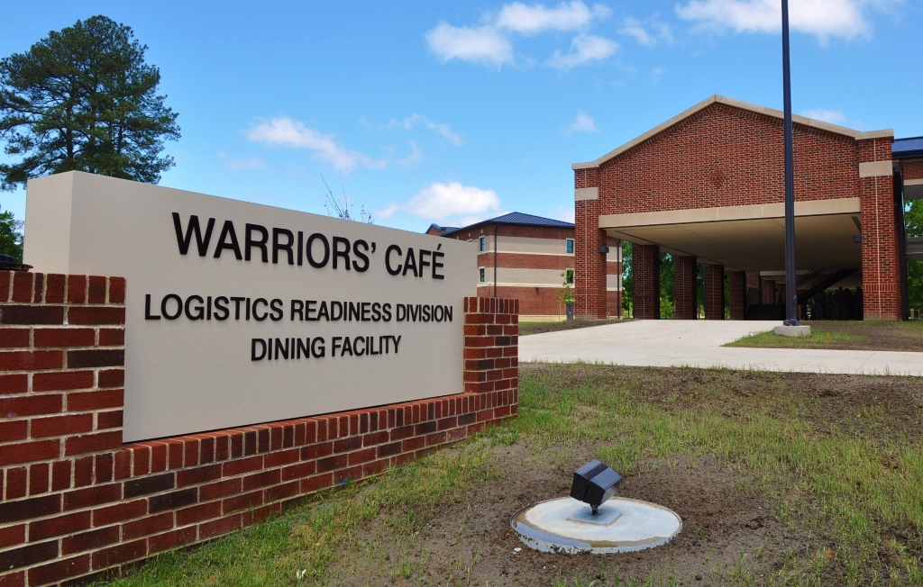 New dining facility opens to benefit AIT Soldiers on Fort Eustis