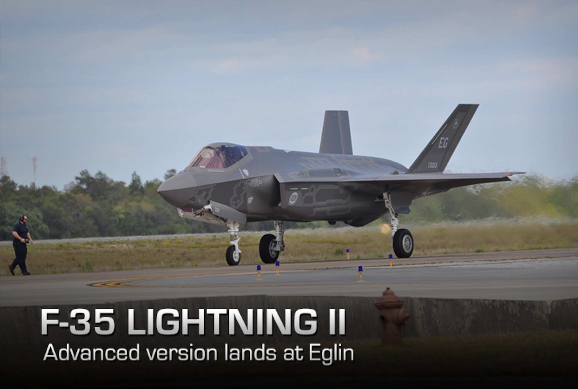 An advanced F-35 Lighting II joint strike fighter taxis on Eglin Air Force Base, Fla. arriving to the Air Education Training Command F-35 schoolhouse, May 6, 2013. The F-35’s arrival will be a major training effort at the schoolhouse, and allow all military branches to train on the newest platform. (U.S. Air Force photo by Staff Sgt. Nicholas Egebrecht) 
