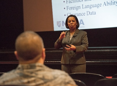 Terri Coles, Military Offi cers Association of America deputy director of transitions, provides a military transition briefi ng May 1 to service members who are considering leaving the active duty ranks at the Joint Base San Antonio-Randolph Fleenor Auditorium. (U.S. Air Force photo by Benjamin Faske / Released)