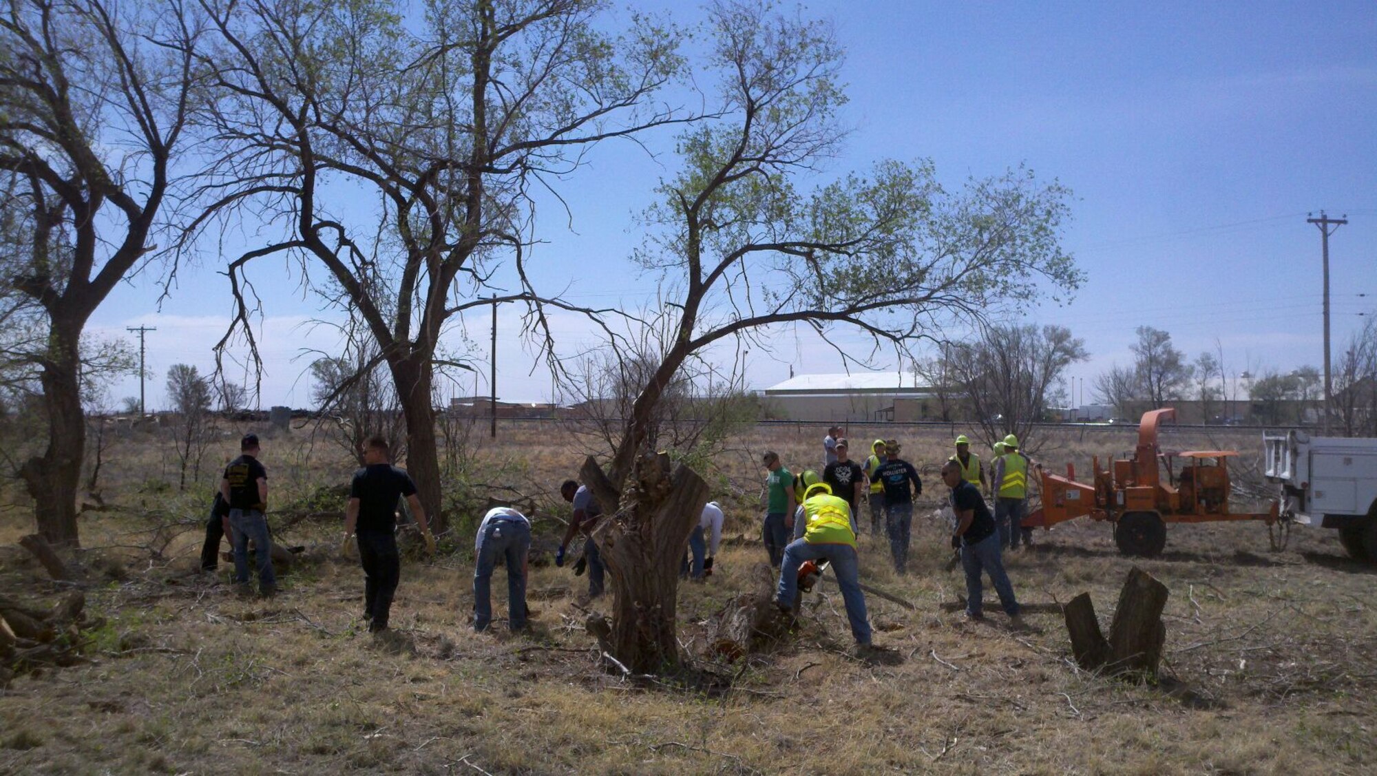 Cannon, Clovis clean up Highway 60/84 > Air Force Special Operations