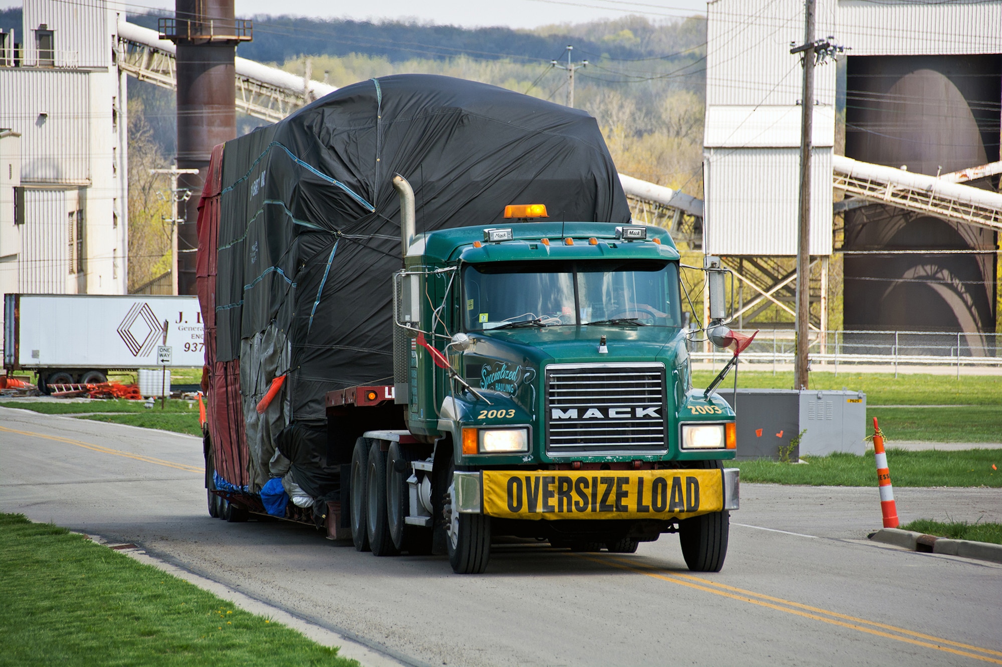 The first of four research altitude chambers arrives at Wright-Patterson Air Force Base on 25 April 2013.  Photo credit: Mr. Rick Eldridge.