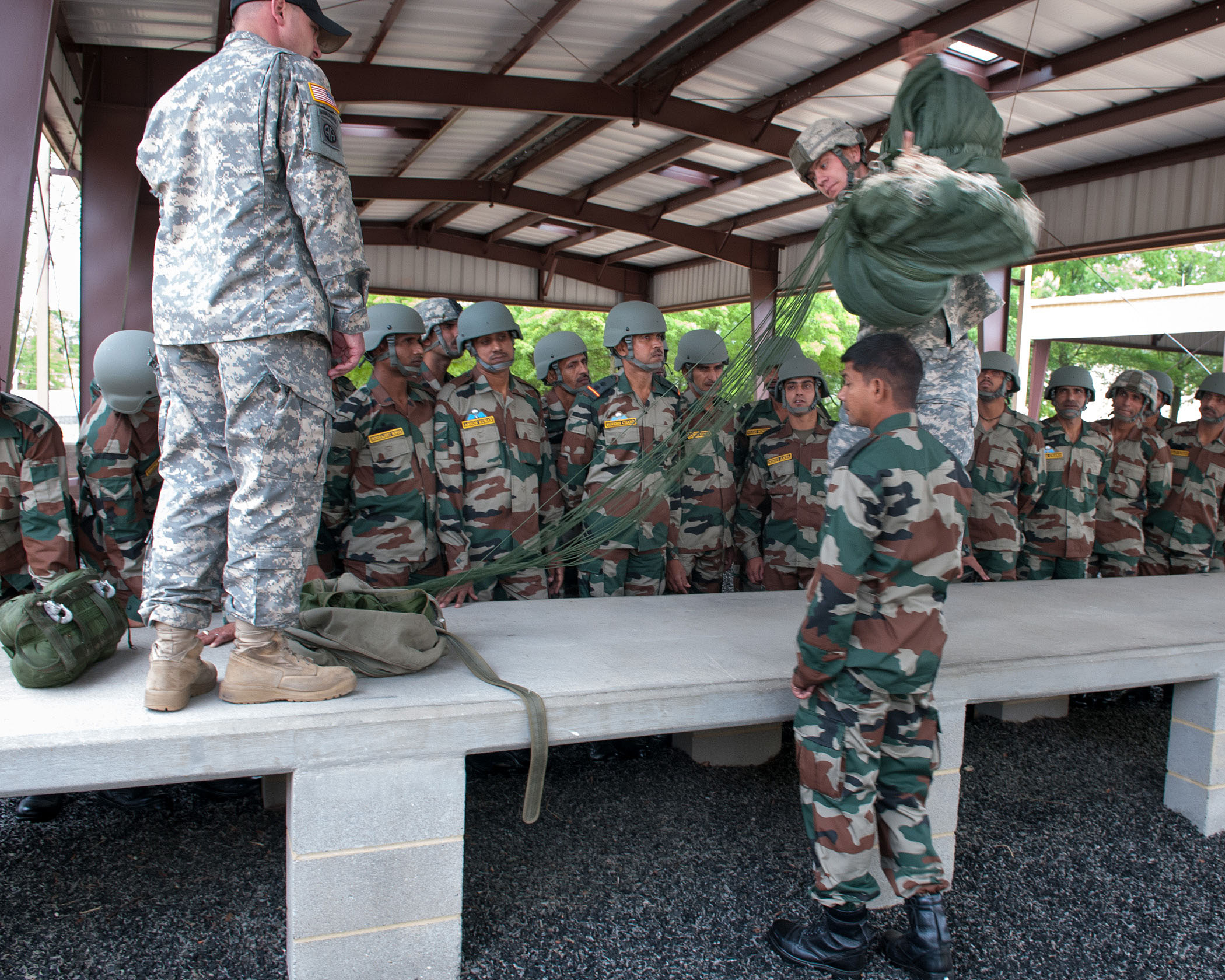 U S Army Paratroopers Demonstrate To Indian Army Paratroopers Assigned To The 50th Independent Para Brigade How They Bag A Parachute In The Field During Yudh Abhyas 2013 On Fort Bragg N C May 3 2013 Understand what you need for army paratrooper training so that you can begin the process after. defense gov