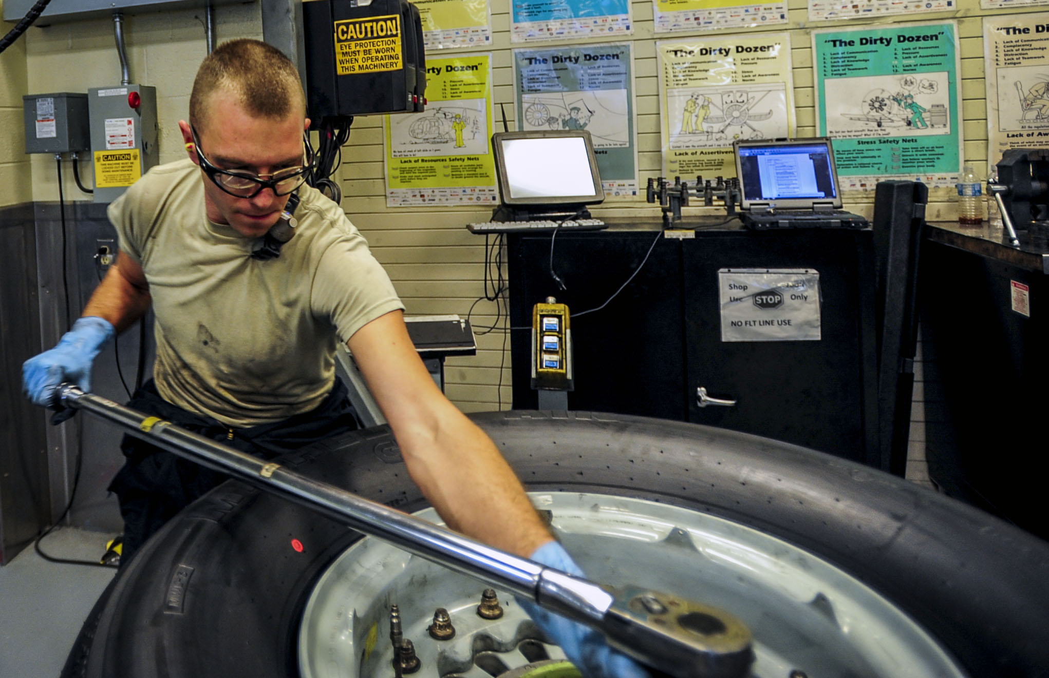 Airplane Torque Wrench