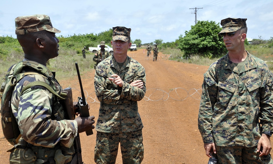 Deploying AFL soldiers participate in IED recognition course