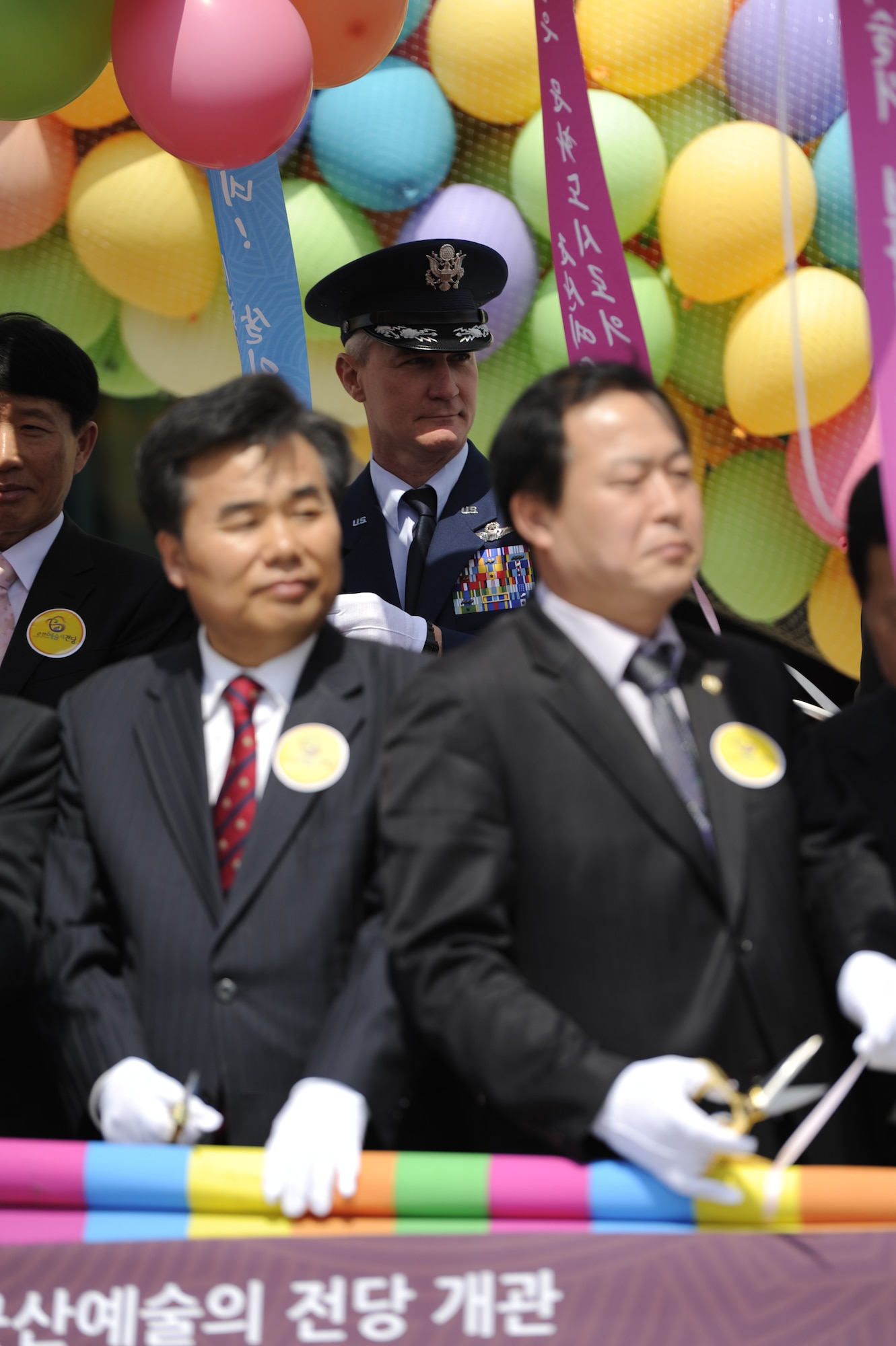 Gunsan Arts Center dedication > Kunsan Air Base > Kunsan Air Base