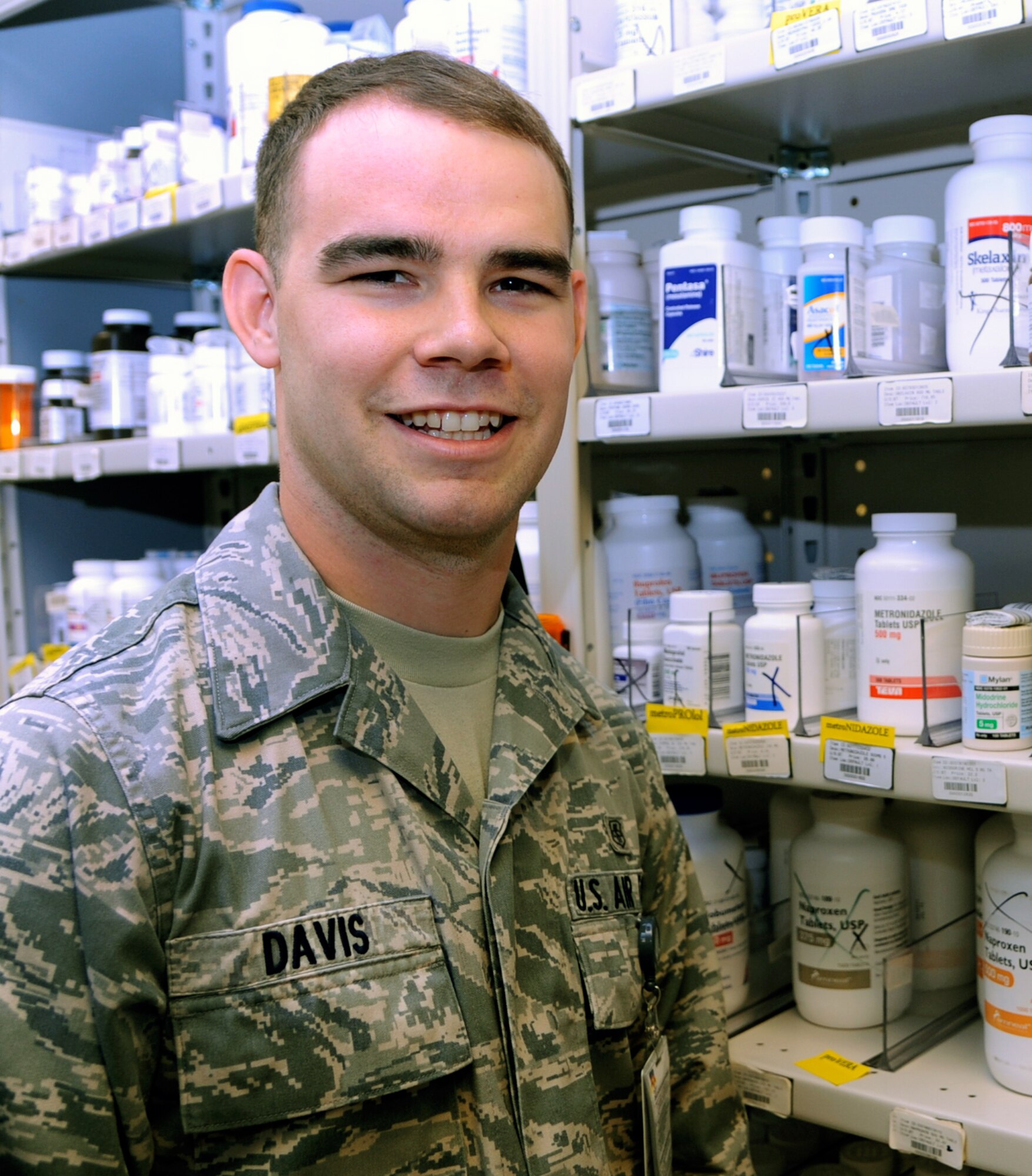 Senior Airman Jeremiah Davis, a pharmacy technician with the 71st Medical Support Squadron, was presented the Commandant Leadership Award during the Airman Leadership School Class 13-D graduation ceremony held May 9 at Altus Air Force Base, Okla. (U.S. Air Force photo/ Senior Airman Frank Casciotta)
