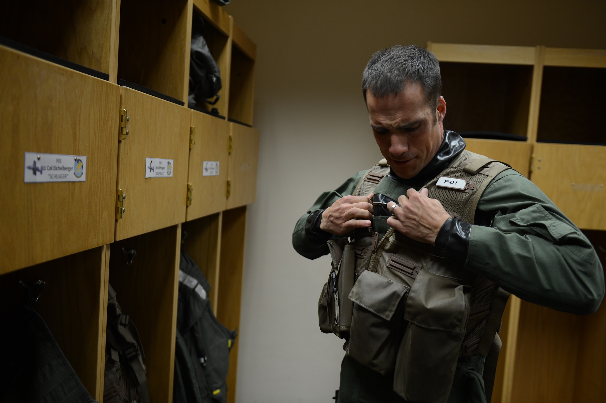 SPANGDAHLEM AIR BASE, Germany – U.S. Air Force Lt. Col. Clinton Eichelberger, 81st Fighter Squadron commander, gears up before departing in a U.S. Air Force A-10 Thunderbolt II attack aircraft May 17, 2013. Eichelberger was the lead pilot for the final four A-10 flight to leave Europe from Spangdahlem Air Base. (U.S. Air Force photo by Airman 1st Class Gustavo Castillo/Released)