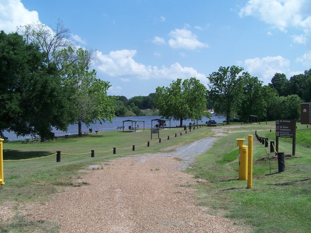 Vicksburg, Mississippi…The Louisiana Field Office (LFO) of the Corps of Engineers Vicksburg District will reopen the Riverton Recreation area beach for the summer months prior to the Memorial Day weekend.

The 13-acre area recreation area, which is open year round, is located north of Riverton, Louisiana, on the Ouachita River.  The swim beach normally operates from mid-May until mid-September.  Riverton is the only recreation area with a swim beach under the LFO and on the Ouachita Black River system.  Picnic sites, a picnic shelter, playground, boat ramp, and restroom facilities are also available.
