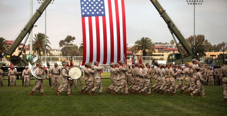 Marines with the 3rd Marine Aircraft Wing Band perform during Combat Logistics Regiment 17’s relinquishing of command ceremony aboard Camp Pendleton, Calif., May 22, 2013. Colonel Erik B. Kraft will assume command of the regiment for Col. James W. Clark. (U.S. Marine Corps photo by Cpl. Laura Gauna/Released)