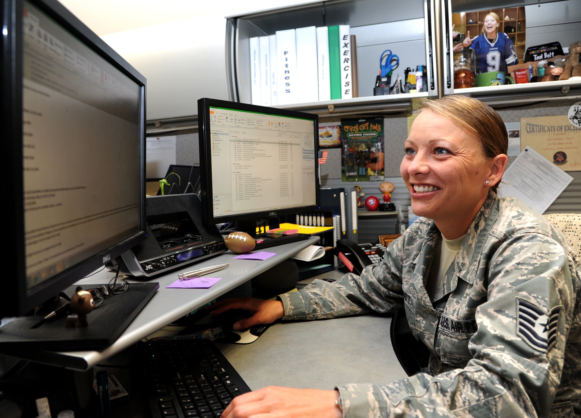 Tech. Sgt Bobbie Wyatt, the NCO in charge of plans and integration for the 71st Logistics Readiness Squadron, looks for deployment assignments on the Deliberate Crisis Action Planning and Execution System. DCAPES is a computer system used to track deployment assignments. (U.S. Air Force photo/ Senior Airman Frank Casciotta)