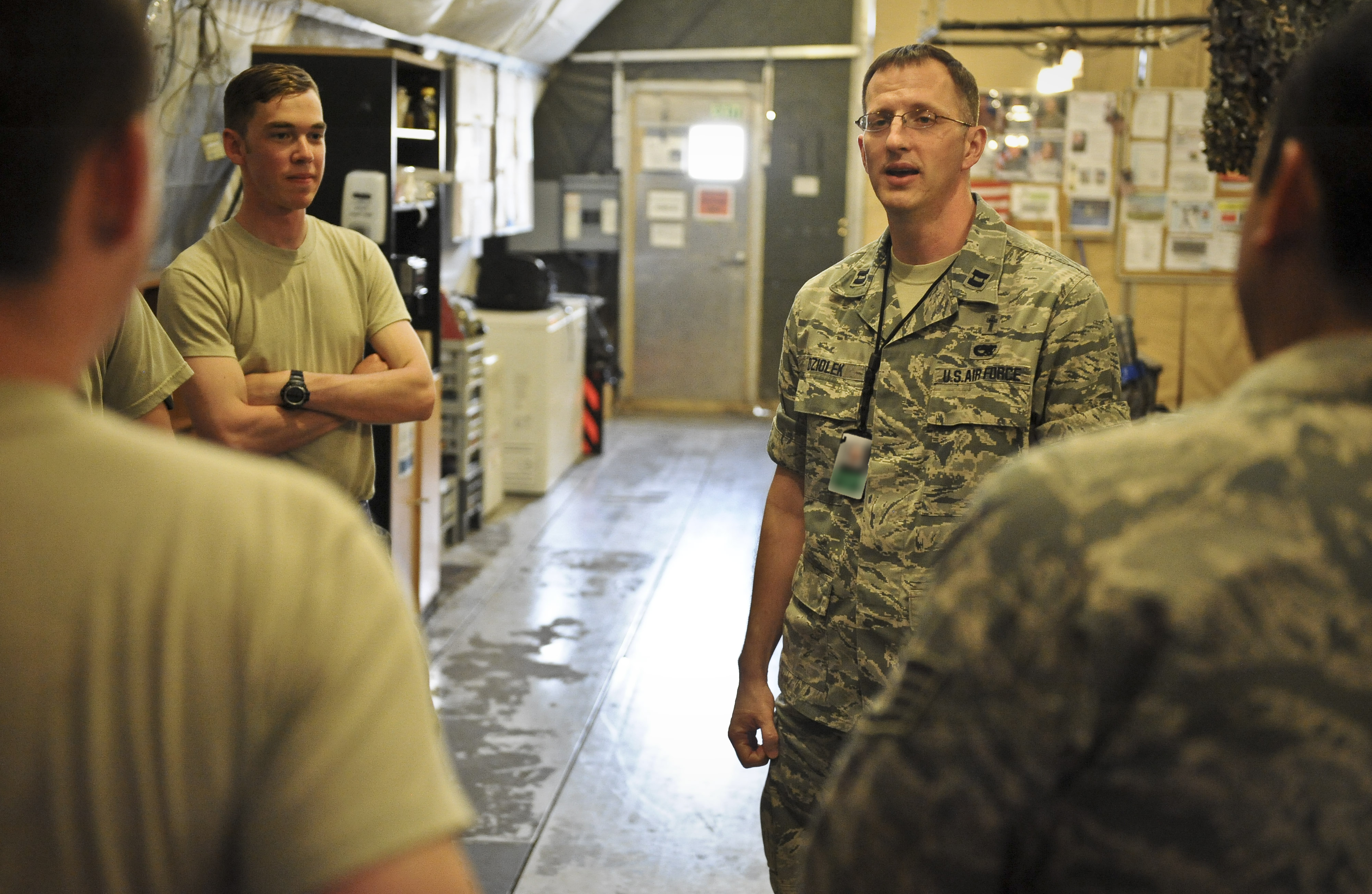 Maintenance chaplain makes big impact gt U S Air Forces Central