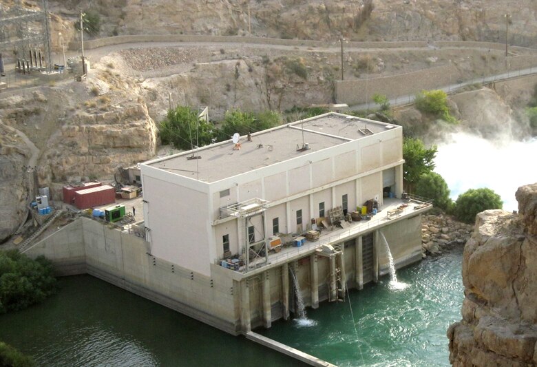 Kajaki Dam power house in the Helmand province. (USACE photo – Chief Warrant Officer 5 Thomas Black)