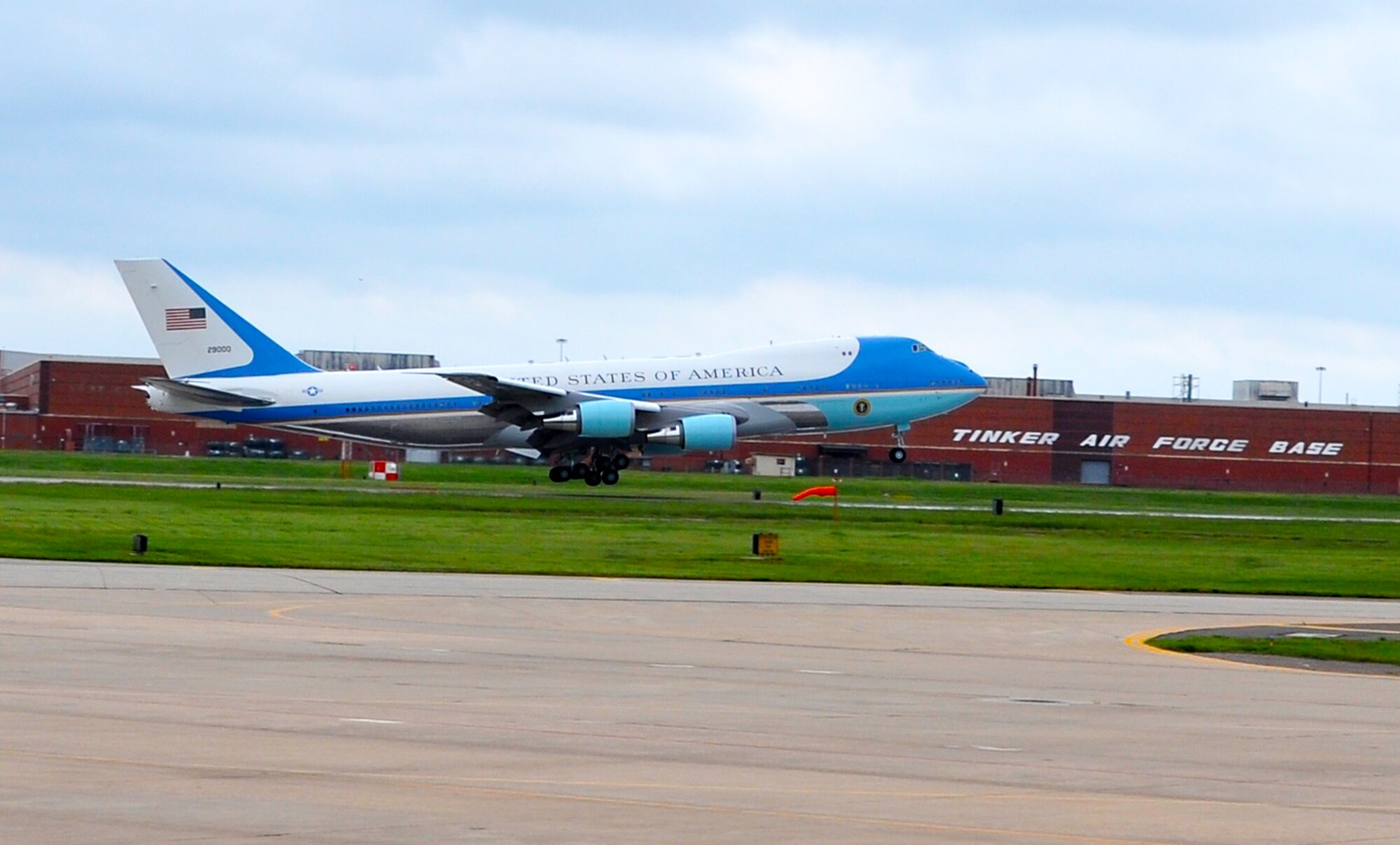 Air Force One touches down at Tinker Air Force Base May 26, 2013.  President Barack Obama was here on a scheduled visit to tour the tornado ravaged Moore Okla., area after an EF-5 twister hit Monday, May 20, 2013.  (U.S. Air Force Photo by Senior Airman Mark Hybers)
