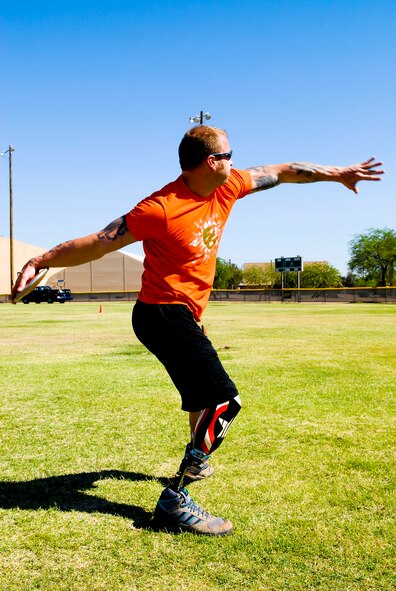 Retired Army Cpl. Harrison Ruzicka prepares to throw a disc during a Desert Challenge training session May 16 at the Luke Air Force Base Bryant Fitness Center softball field. Fourteen U.S. Paralympic competitors trained May 13 through May 17 at Luke for the Desert Challenge on May 18 in Mesa. (U.S. Air Force photo/Senior Airman David Owsianka)