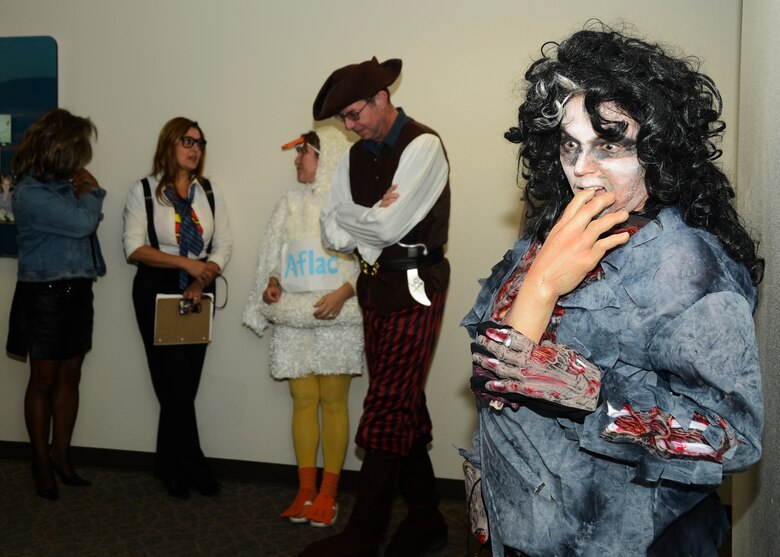 412th Comptrollers Squadron Observes Halloween With Costume Contest Edwards Air Force Base News
