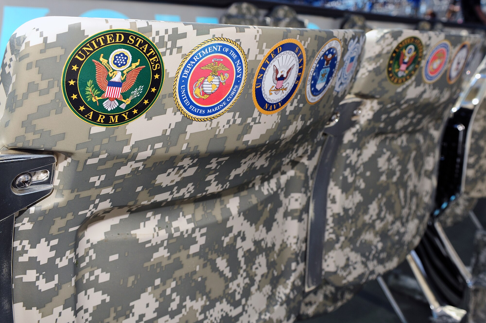 USO North Carolina - We teamed up with the Carolina Panthers to host a very  special reenlistment ceremony at Bank of America Stadium! Service members  were joined by their families as they