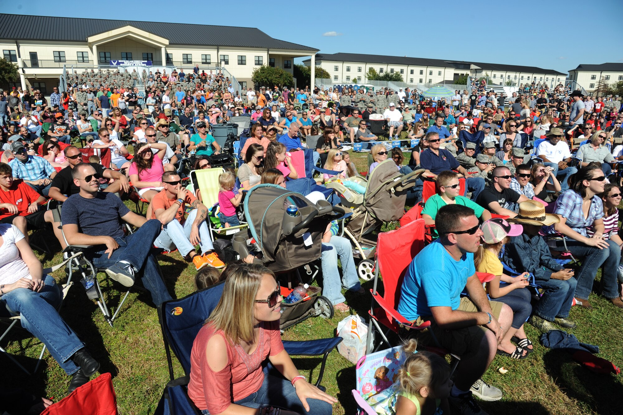 Many Airmen and Keesler personnel show up for the Rodney Atkins concert Nov. 2, 2013, at the Triangle Parade Field, Keesler Air Force Base, Miss.  Local band Autumn Rise-N also performed.  (U.S. Air Force photo by Kemberly Groue)