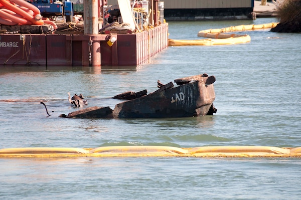 EPA raises sunken tugboat from the floor of the Oakland Estuary Nov. 4