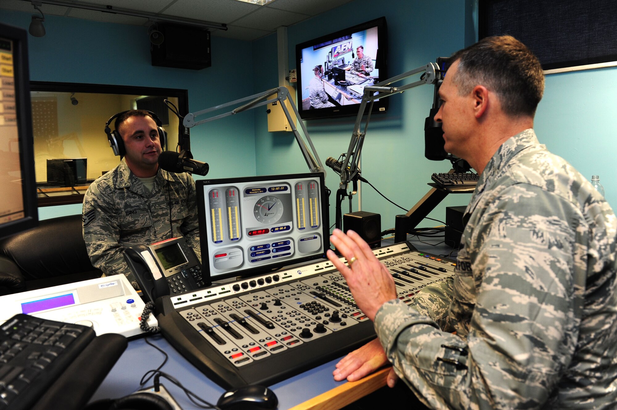 Staff Sgt. Peter Ising Jr., American Forces Network-Incirlik NCO in charge of radio, is awarded this week’s “Pick of the ‘Lik,” Nov. 6, 2013, at Incirlik Air Base, Turkey. Ising was recognized for his overall leadership and commitment to include his dedication to the Saturday Night Live Incirlik 2 production. (U.S. Air Force photo by Master Sgt. Lee Hoover Jr./Released)
