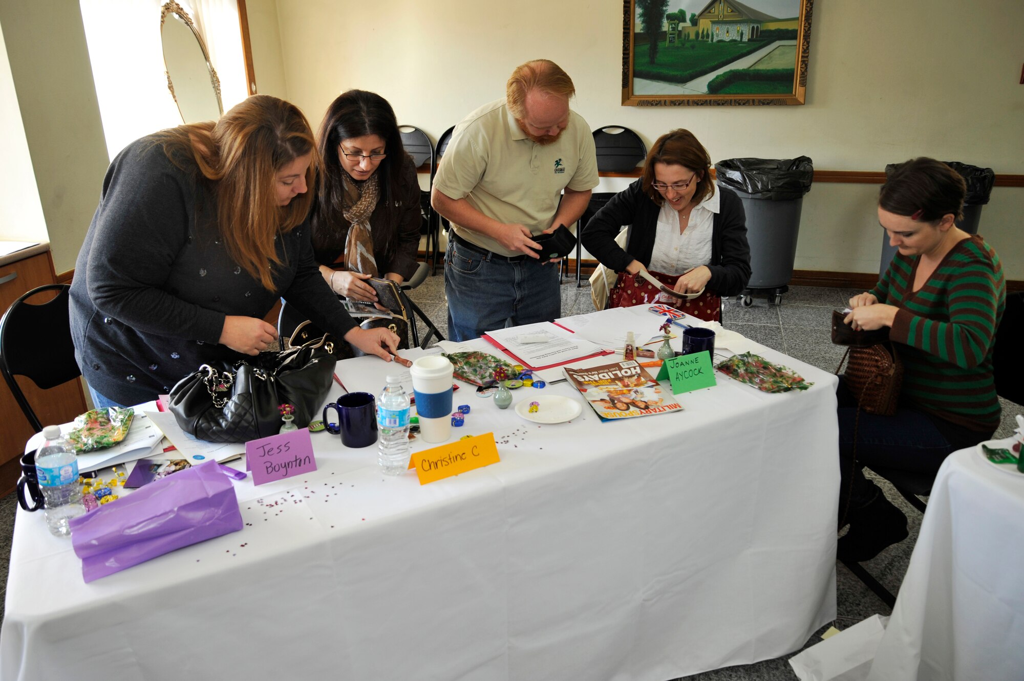 Spouses make connections during Heart Link > Osan Air Base > Article