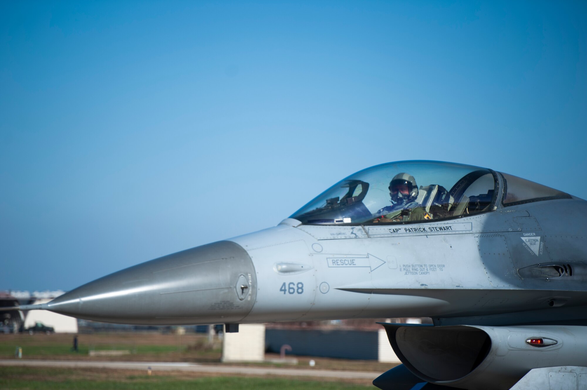 An 8th Fighter Wing F-16 Fighting Falcon taxis towards the runway before taking off for the final sortie of Max Thunder at Kunsan Air Base, Republic of Korea, Nov. 7, 2013. Airmen from the U.S. Air Force, Marine Corps and the Republic of Korea air force continued their participation in scenarios and planning cycles in a robust exercise setting that simulated combined operations against a hostile force, Nov. 7, 2013. This combined large-force employment exercise includes 8th Fighter Wing F-16 Fighting Falcons, 51st Fighter Wing A-10 Thunderbolts II and F-16s, Marine Air Group 12 F-18 Hornets, AV-8B Harriers II, 35th Air Defense Artillery Brigade, 18th Wing E-3B Sentries, numerous ROKAF aircraft and accompanying support personnel during.  (U.S. Air Force photo by Senior Airman Armando A. Schwier-Morales/Released)