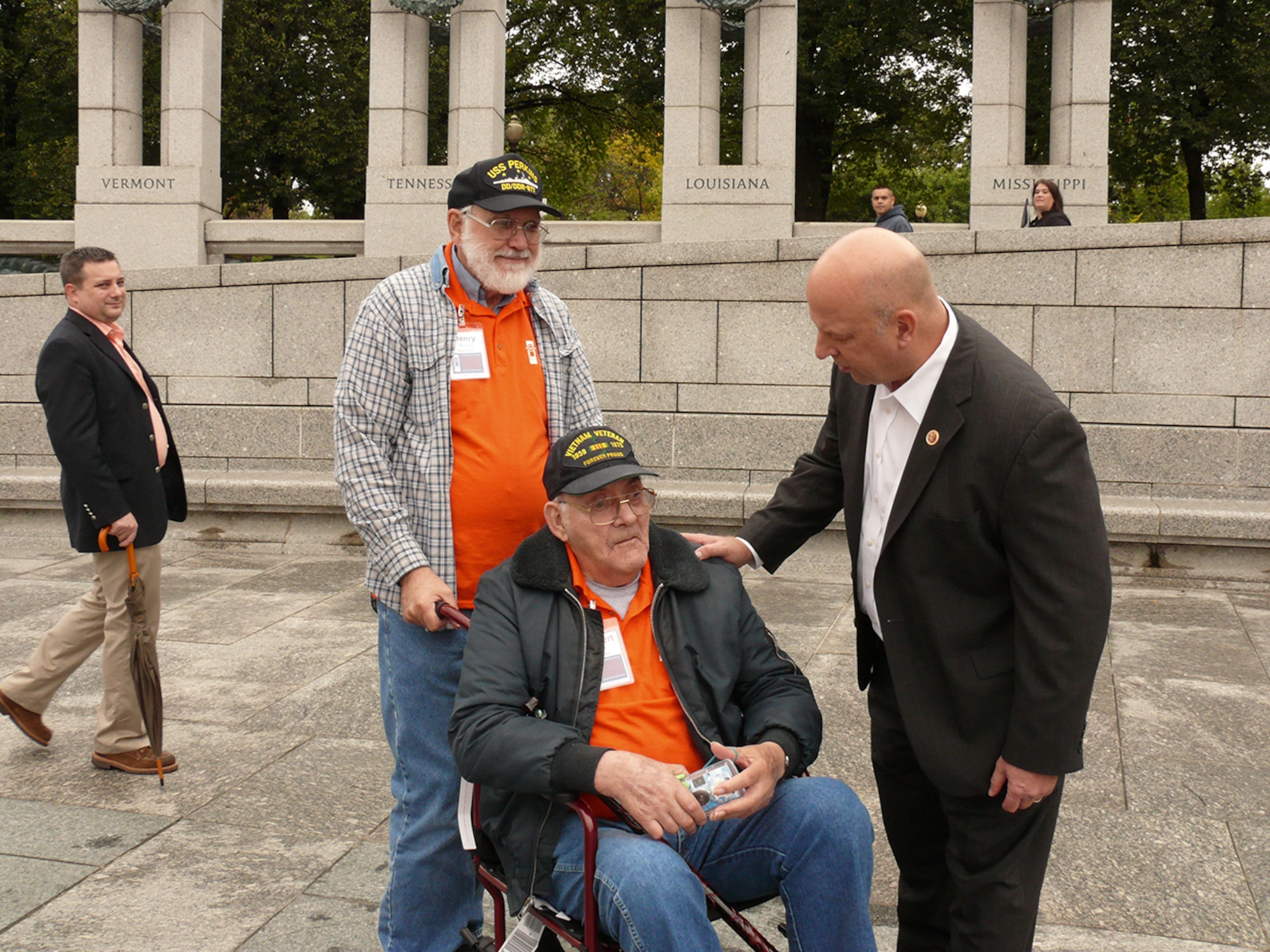 Rep. Scott DesJarlais talks with veterans participating in the recent Honor Flight trip to Washington, D.C.