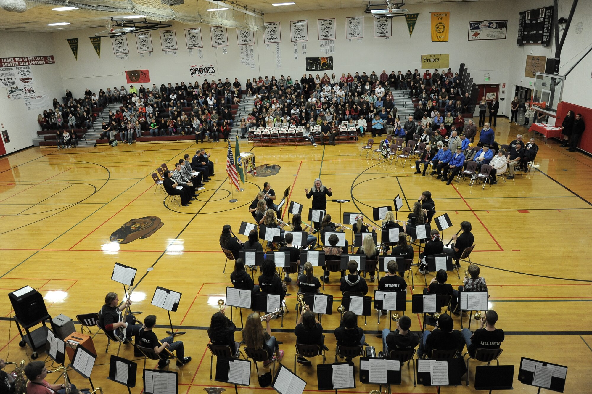 A Veterans Day ceremony was held at the Newport High School gymnasium
with local veteran attendees Nov. 8. Veterans Day ceremonies were held all
throughout the state of Washington by local communities to show their
appreciation to retired, missing, active and reserve military veterans. (U.S
Air Force photo by Staff Sgt. Alexandre Montes/RELEASED)
