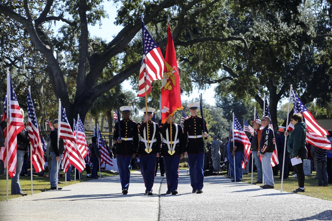 Does walmart pay time and a half on veterans day