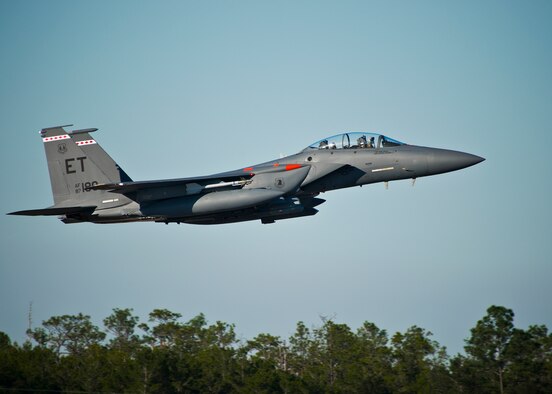 An F-15 from the 40th Flight Test Squadron takes off for a training sortie from Eglin Air Force Base, Fla.  The 40th FTS is responsible for developmental flight testing for F-15s, F-16s and A-10s for the 96th Test Wing.  (U.S. Air Force photo/Samuel King Jr.)