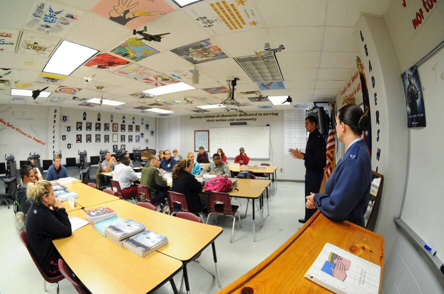 U.S. Air Force 1st Lt. Myles Morales, 336th Recruiting Squadron support flight commander, speaks to Junior ROTC students at Lowndes High School in Valdosta, Ga., Nov. 13, 2013. During the visit, Morales asked the student about their plans after high school and their interest in the military. (U.S. Air Force photo by Senior Airman Olivia Bumpers/Released)