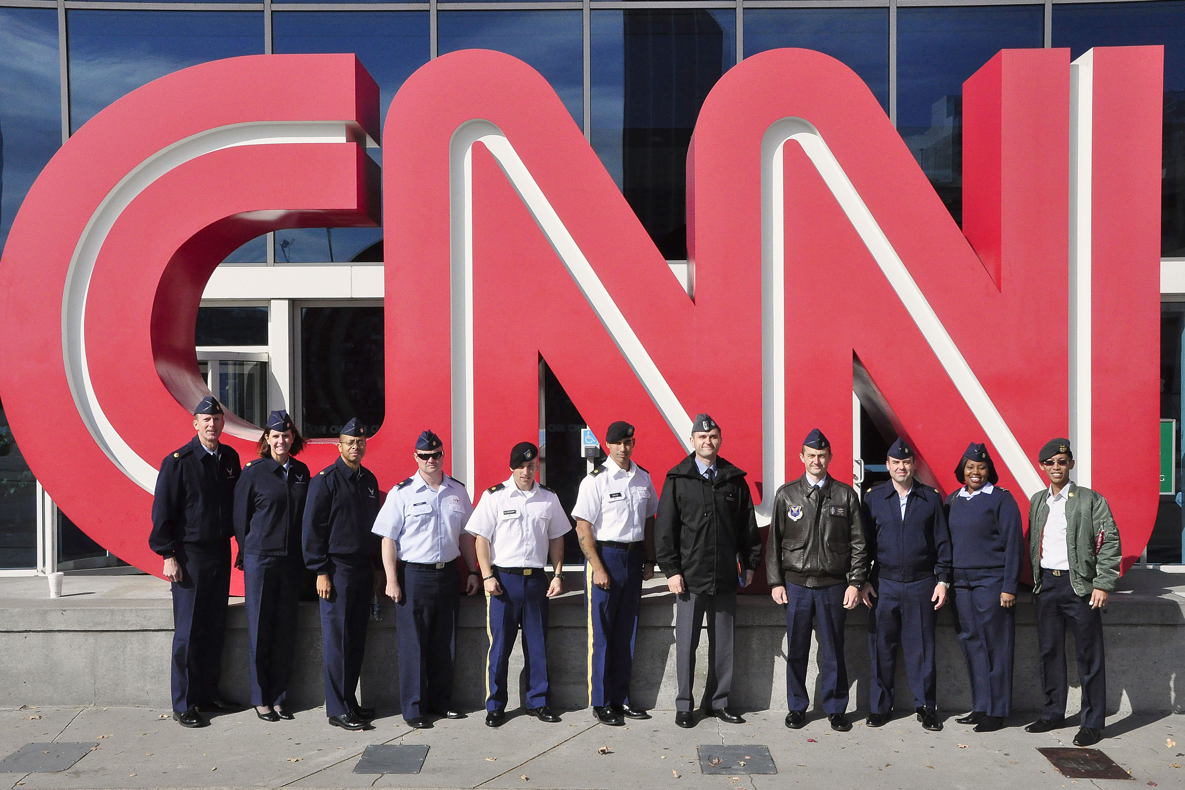 Acsc Students Visit Cnn Headquarters Discuss Military Media
