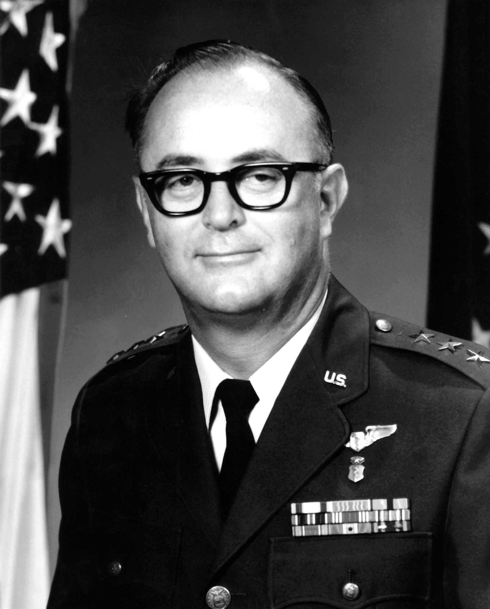 Retired Lt. Gen. (Dr.) Paul W. Myers, former Air Force Surgeon General, passed away of natural causes on Nov. 25, 2013 in San Antonio, Texas. (DoD Photo)