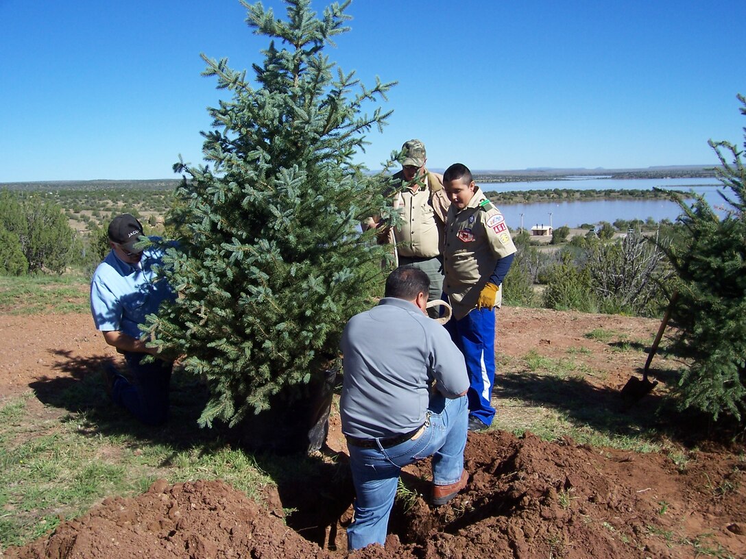 SANTA ROSA LAKE, N.M., -- Twenty-two volunteers planted several trees at the lake as part of National Public Lands Day, Sept. 28, 2013.  