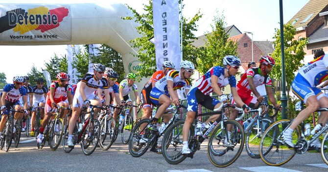 2013 Conseil International du Sport Militaire 23rd World Military Cycling Championship participants start the race held at Leopoldsburg, Belgium, Sept. 4, 2013. Over 10 nations were represented at the event. (Courtesy photo)