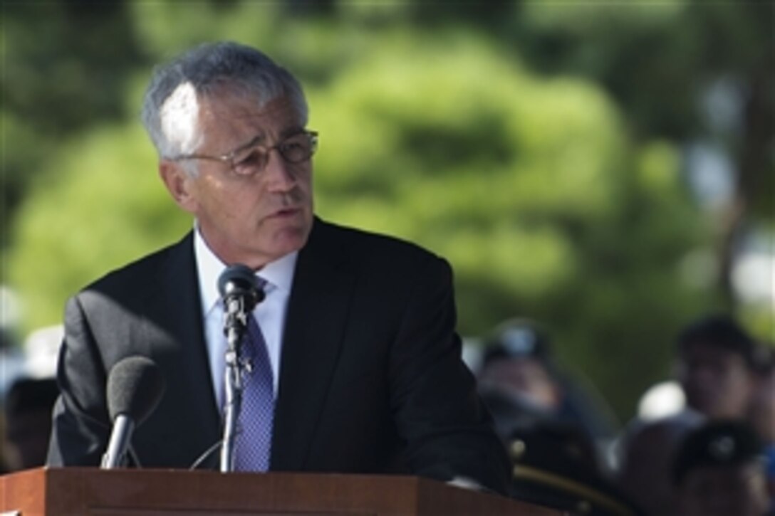 U.S. Defense Secretary Chuck Hagel delivers remarks during the U.S. Forces Korea change-of-command ceremony in Seoul, South Korea, Oct. 2, 2013. U.S. Army Gen. James D. Thurman handed over command to U.S. Army Gen. Curtis M. Scaparrotti.