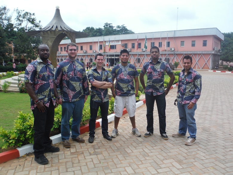 (Left)Staff Sgt. Alain Mukendi, 31st Force Support Squadron Airman
Leadership School instructor, stands next to his Language Enabled Airman
Program selectees group in Lome, Togo.  Mukendi, who is fluent in French,
returned to Africa for a 30-day immersion after being selected for LEAP. (U.S. Air Force photo/Staff Sgt. Evelyn Chavez) 
